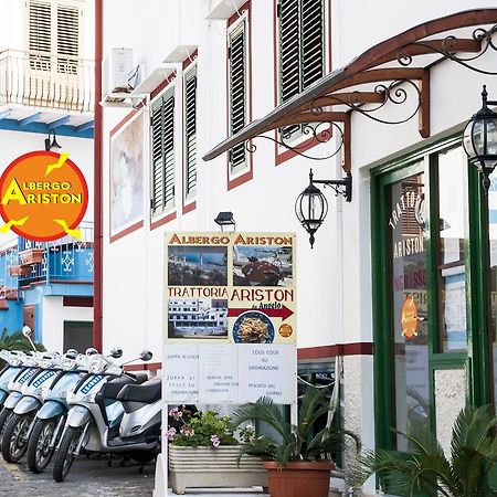 Hotel Ariston Isola di Ustica エクステリア 写真